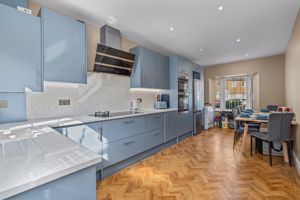 Kitchen- click for photo gallery